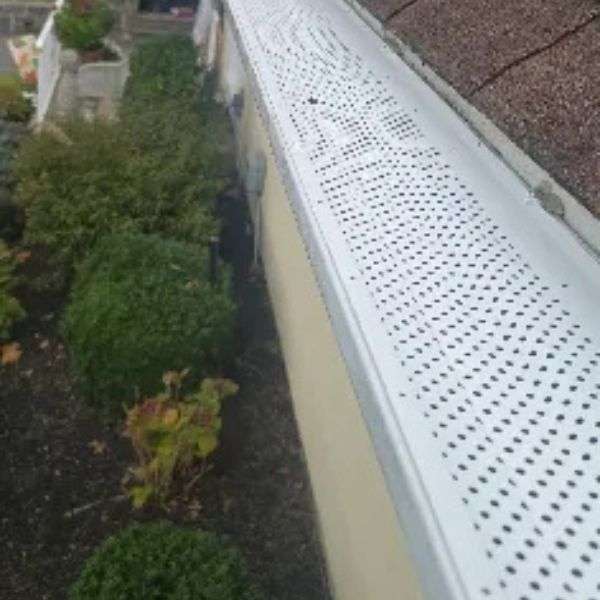 gutter guard screen installed